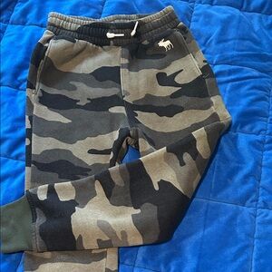 Abercrombie Kids Camo Joggers - Black and Tan